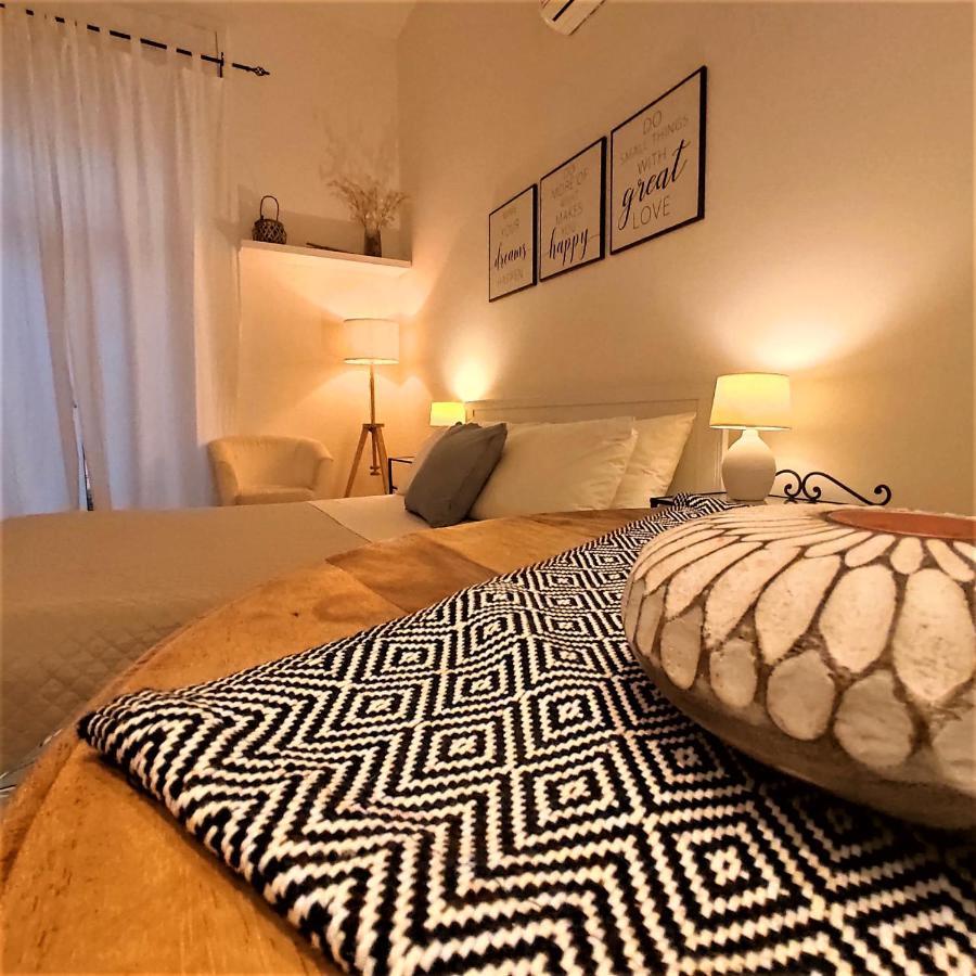 Il Girasole Bb Cagliari Bed and Breakfast Eksteriør billede